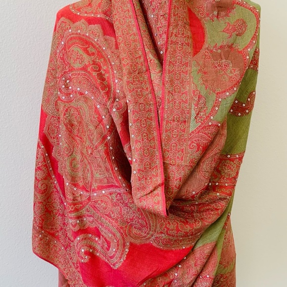 Pashmina - Picture 2 of 11